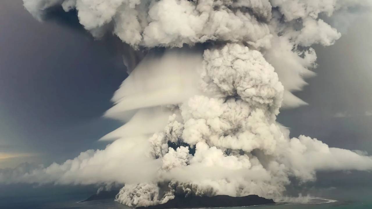 El Precursor Silencioso: Un análisis del volcán Hunga TongaHunga Haapai